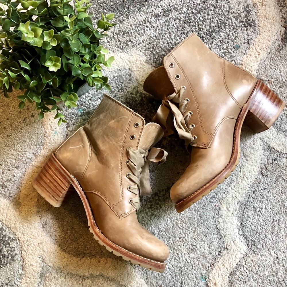 Frye x Gal Meets Glam ‘Sabrina’ boots